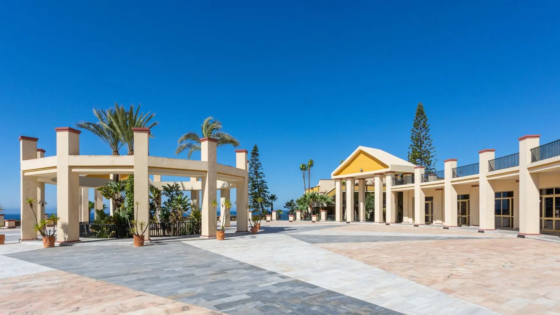 Romana Playa 433 Apartment By Ghr Rentals Marbella Spain
